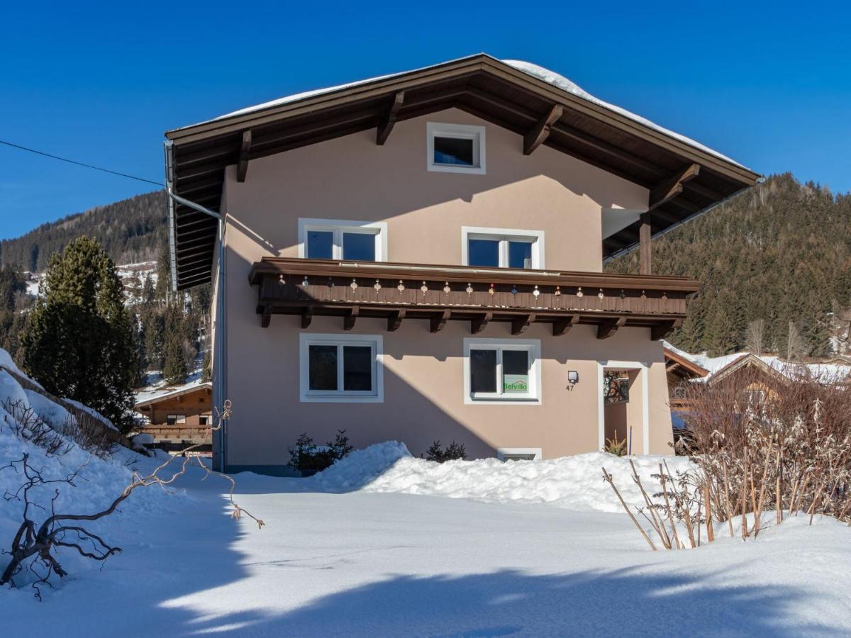 Modern Apartment Near Ski Area In M Hlbach Dorf  외부 사진