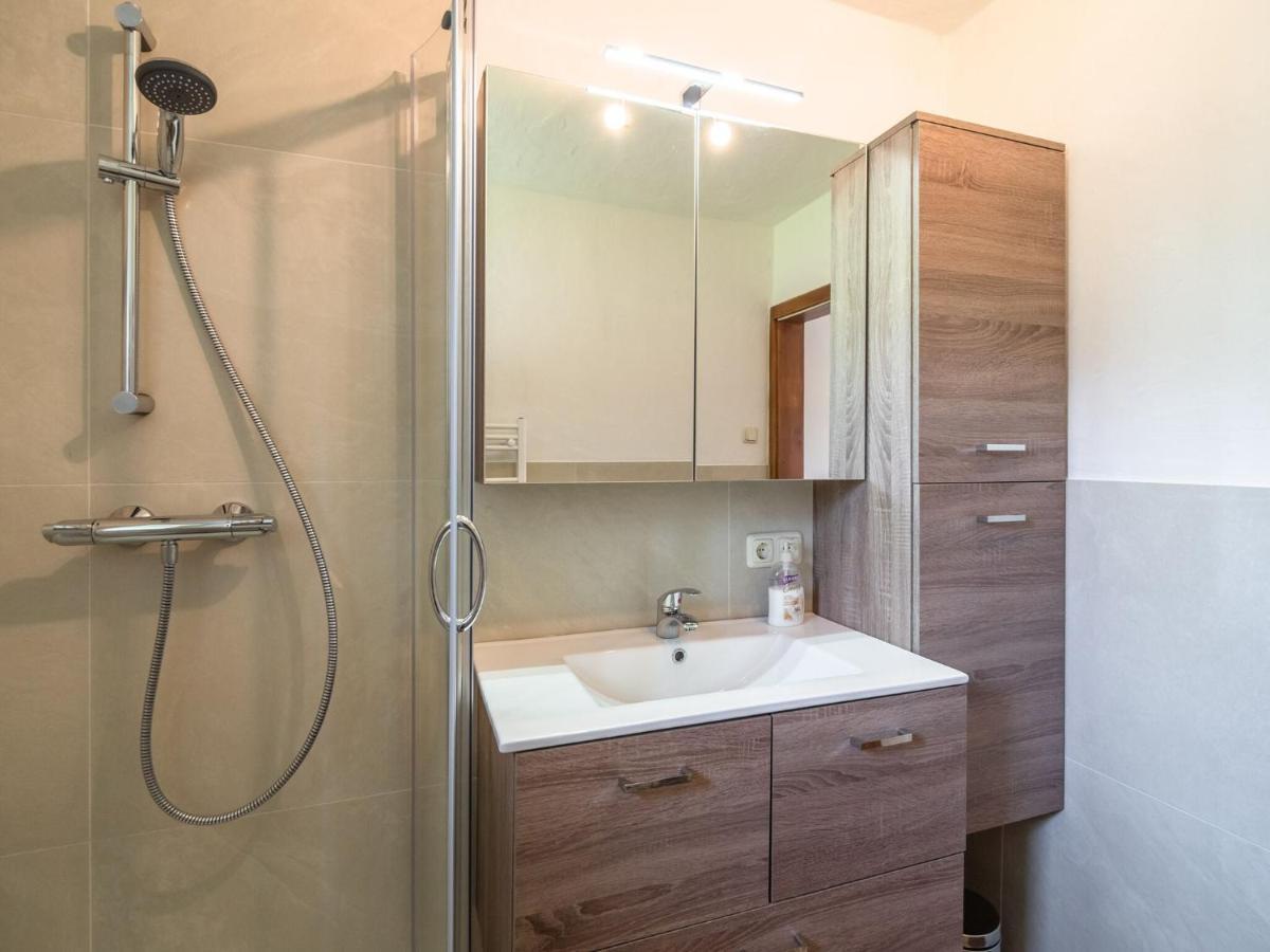 Modern Apartment Near Ski Area In M Hlbach Dorf  외부 사진
