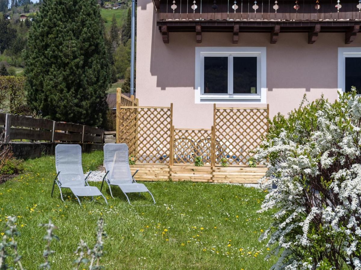 Modern Apartment Near Ski Area In M Hlbach Dorf  외부 사진