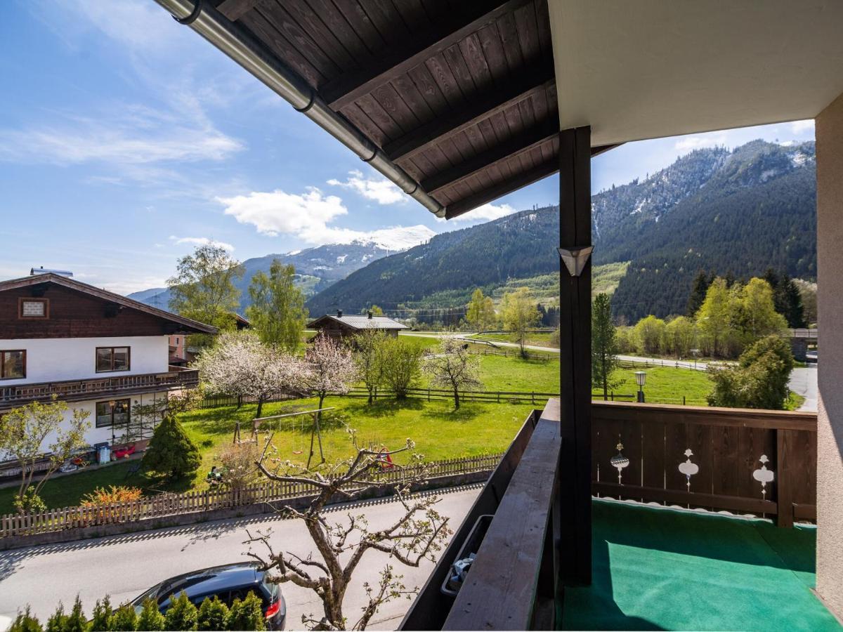 Modern Apartment Near Ski Area In M Hlbach Dorf  외부 사진